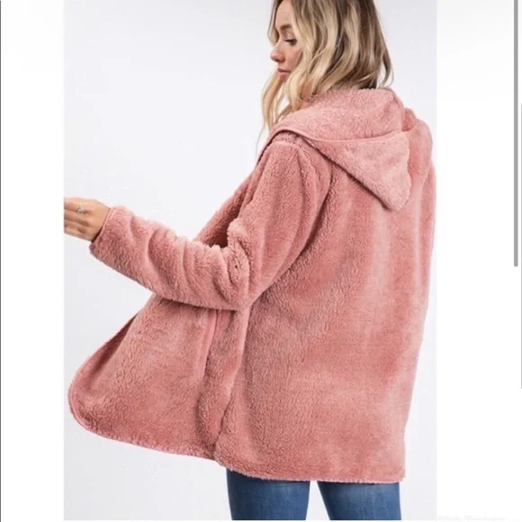 LAST ONE • FAUX FUR HOODED SHERPA JACKET - Picture 3 of 3